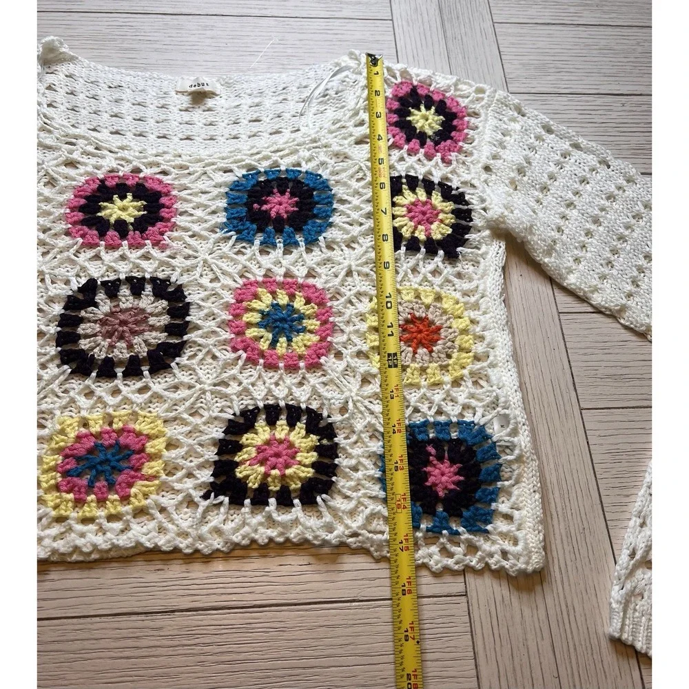 NWOT Debut Women's Open Crochet Colorful Floral Long‎ Sleeve Crop Sweater, Sz M
